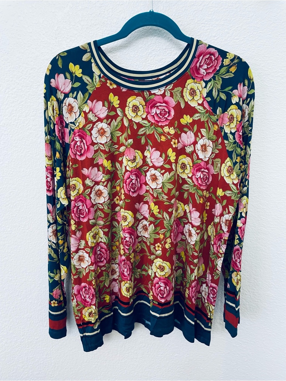 Johnny Was Floral Raglan Long Sleeve Tee in Red & Navy